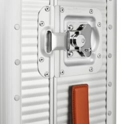 FPM Milano Bank Spinner 68 -Travelpro || Samsonite Shop FPM Milano Bank Spinner 68 11