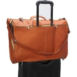 Piel Leather Tri-Fold Garment Bag -Travelpro || Samsonite Shop Piel Leather Tri Fold Garment Bag 8 a0d05c6e 848c 4311 b903 18d4f51b47f1