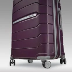 Samsonite Freeform 28" Spinner -Travelpro || Samsonite Shop Samsonite Freeform 28 Spinner 9 e1857758 d13d 4254 ba04 90f49d97b321