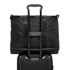 TUMI Alpha Carryall Tote -Travelpro || Samsonite Shop TUMI Alpha Carryall Tote 4