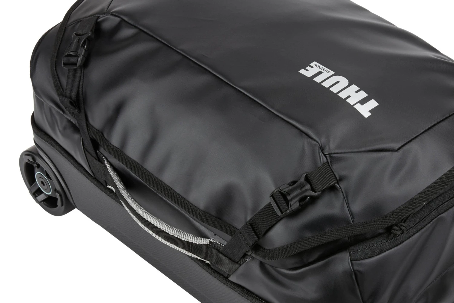 Thule Luggage Chasm Carry On 7 Thule Luggage Chasm Carry On - Image 7