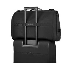 Victorinox Crosslight Garment Bag -Travelpro || Samsonite Shop Victorinox Crosslight Garment Bag 4
