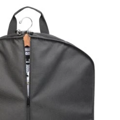 Wally Bags 40-inch Garment Bag With Pockets -Travelpro || Samsonite Shop Wally Bags 40 inch Garment Bag with Pockets 4